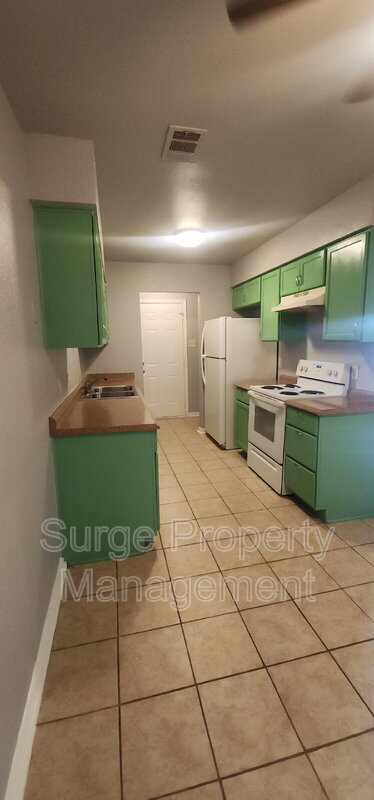 Building Photo - 6721 Loma Vista Dr