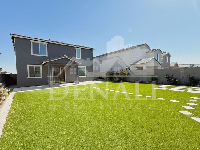 Building Photo - 11326 E Unger Ave