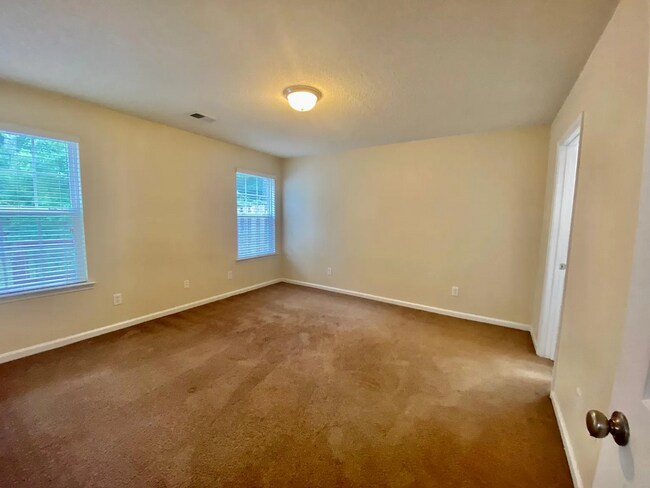 Building Photo - 149 Eagle Park Dr