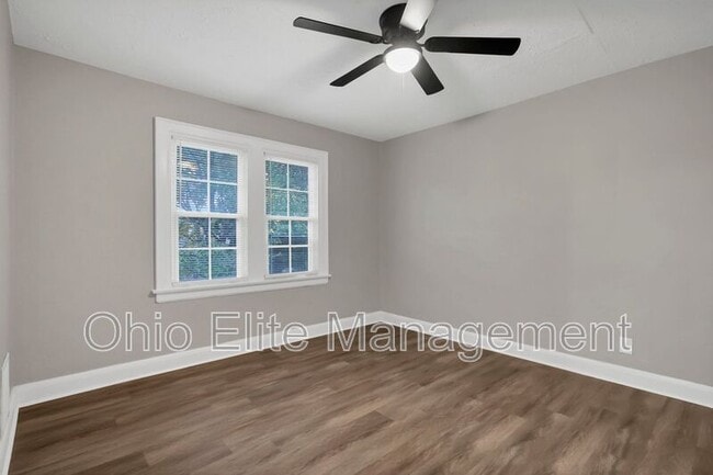 Building Photo - 1038 Forest St