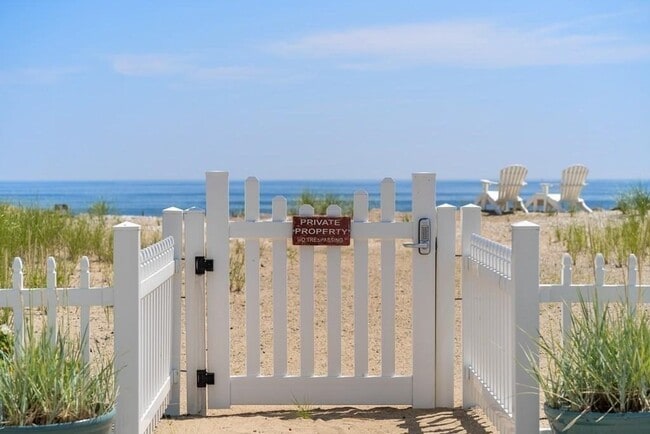 Building Photo - 30 Annapolis Way