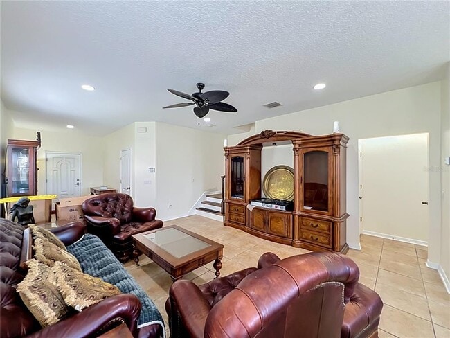 Building Photo - 2826 Oakville Pl