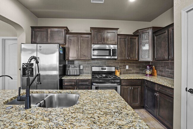 Building Photo - 3873 Loma Cortez Dr