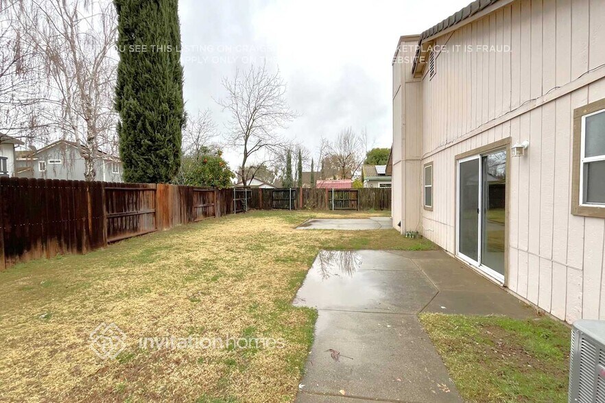 Building Photo - 1985 Rapid Falls Dr