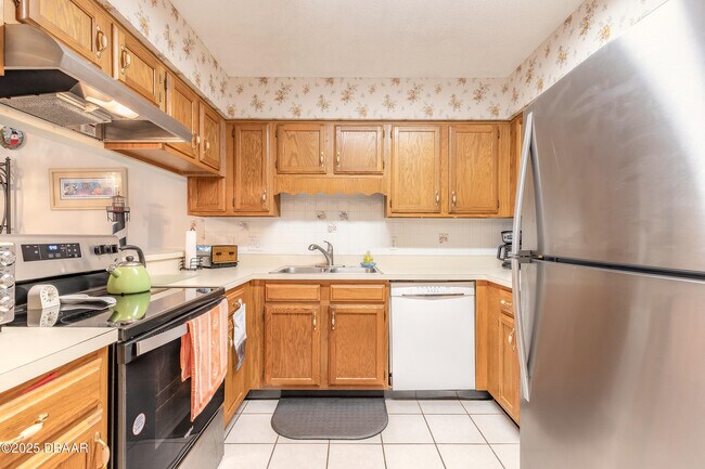 Building Photo - 2222 Ocean Shore Blvd