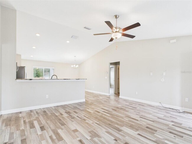 Building Photo - 12849 SW 73rd Ave Rd