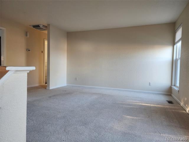 Building Photo - 9225 Clermont Dr