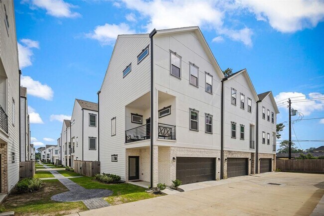 Building Photo - 5406 Wheatley St