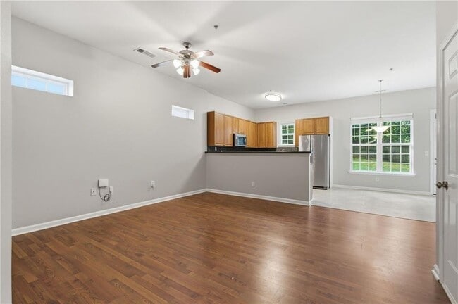 Building Photo - 218 Ranier Ct.