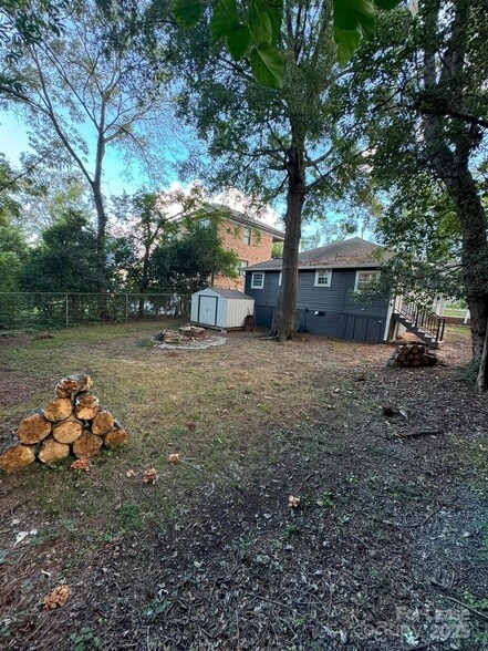 Building Photo - 430 Faison Ave