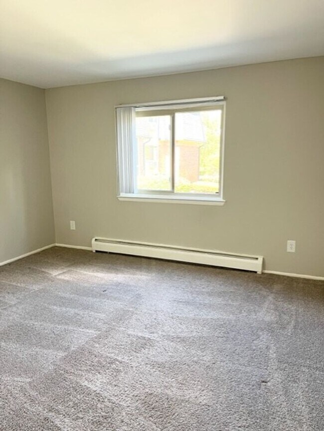 Building Photo - Charming 1 bedroom/1bath apartment near Do...