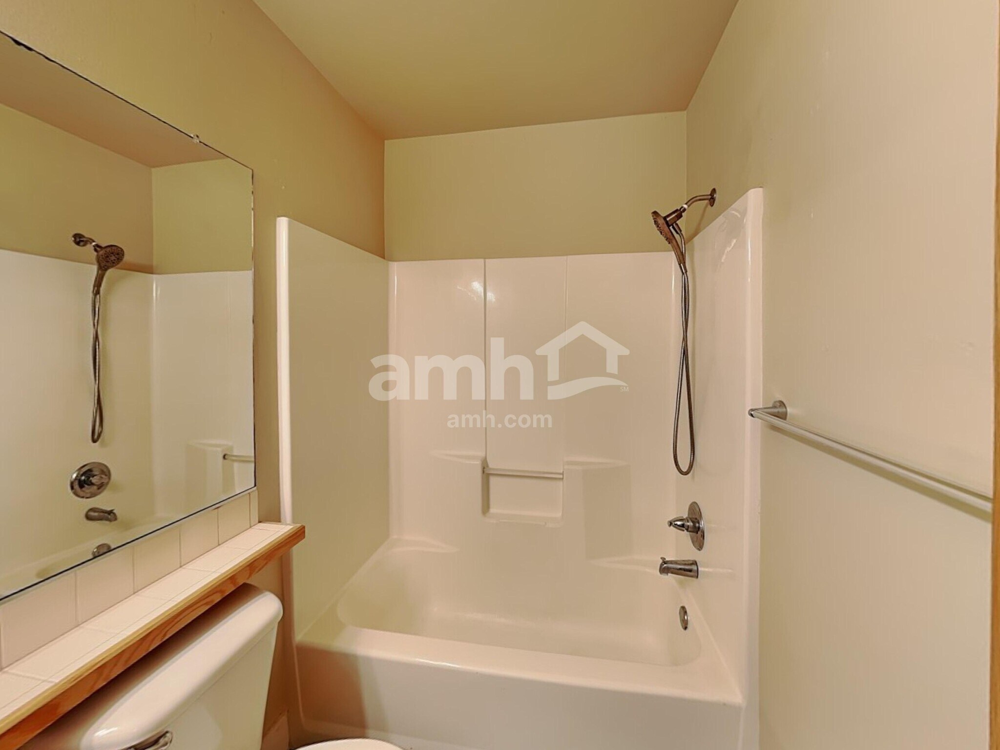 Building Photo - 495 Sunset Ridge Dr