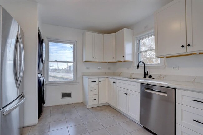 Building Photo - 2 Bedroom1 Bathroom home in Wheat Ridge