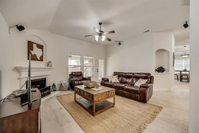 Building Photo - 11554 Stephenville Dr