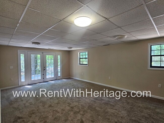 Building Photo - WOW! GORGEOUS HOME / PARTIAL FINISHED BASEMENT / RESORT STYLE POOL/ ALEXANDER HIGH SCHOOL