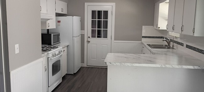 Building Photo - Buckeye Lake Home