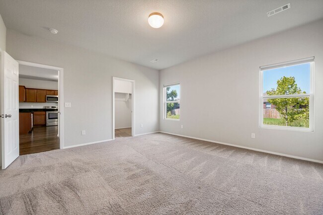 Building Photo - New Home Waiting For You!