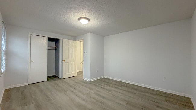 Building Photo - 1680 Center Groton Rd