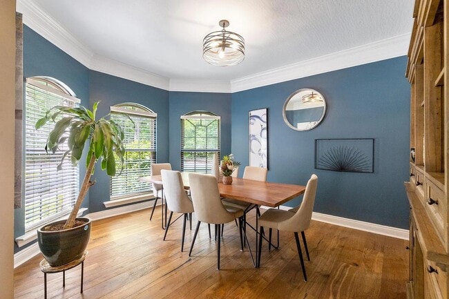 Building Photo - 104 Heartwood