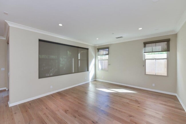 Building Photo - 3b/2.5b Cypress Village Irvine House for rent