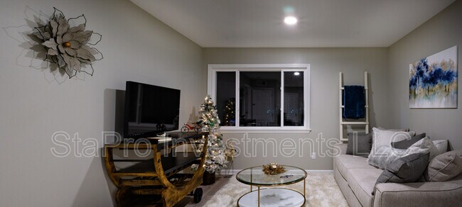 Primary Photo - 2360 Hamilton Ave