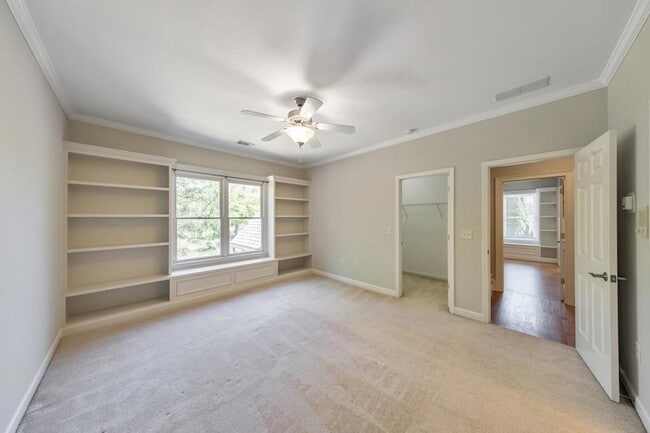 Building Photo - 11180 W Rd