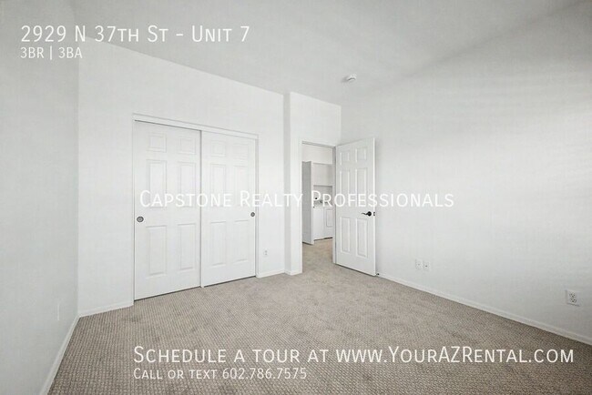 Building Photo - 2929 N 37th St