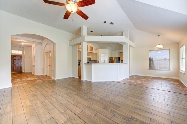 Building Photo - 10622 Lonesome Dove Trail