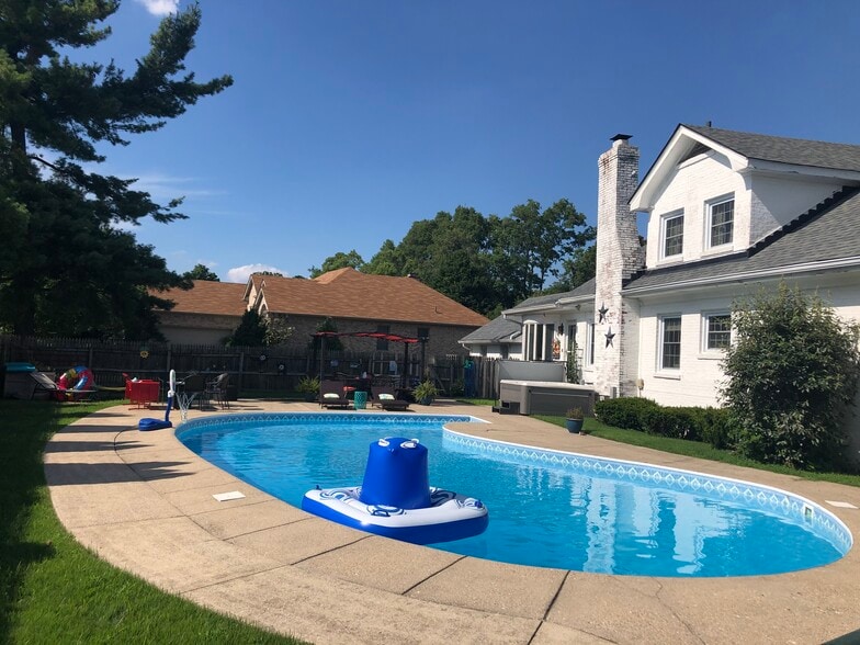 Building Photo - 8412 Oxford Woods Ct