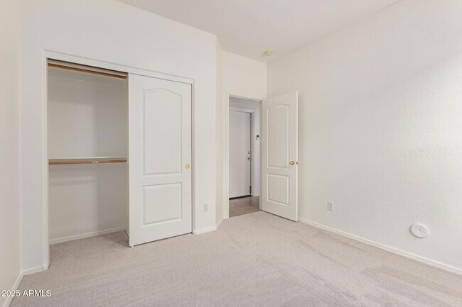 Building Photo - 12526 W Bird Ln