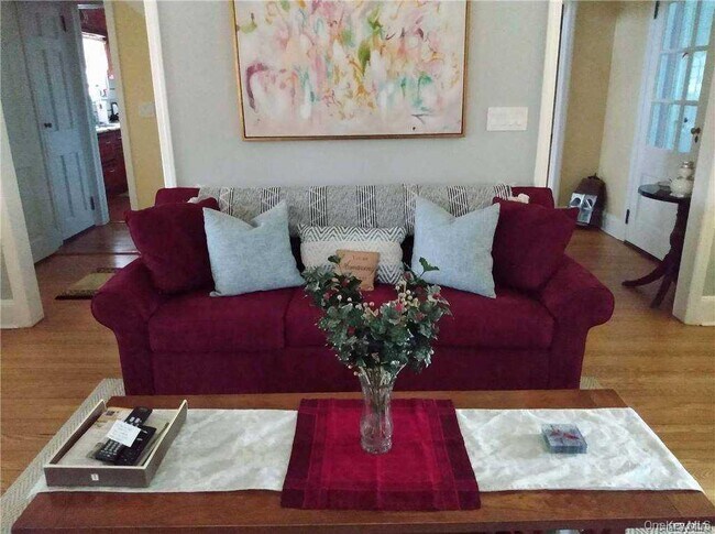 Building Photo - 47 Monroe St