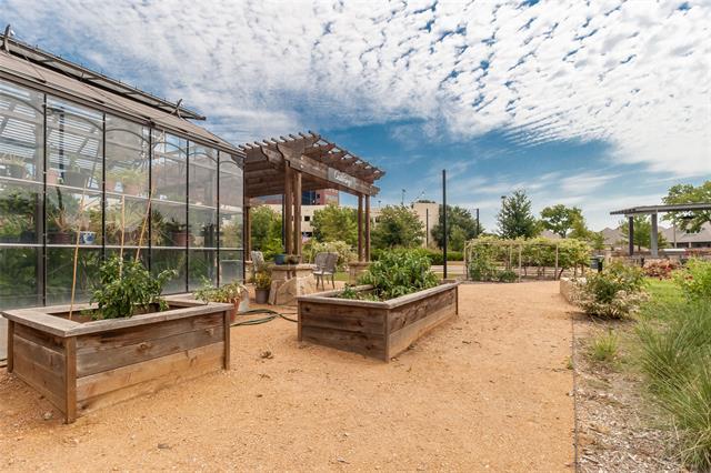 Building Photo - 1735 Wittington Pl