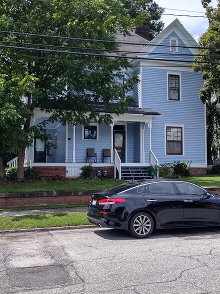 Building Photo - 309 W Council St