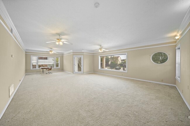 Building Photo - 2523 Baycrest Dr