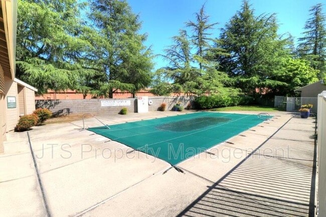 Building Photo - 11150 Trinity River Dr