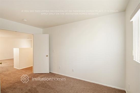 Building Photo - 4921 Apache Valley Ave