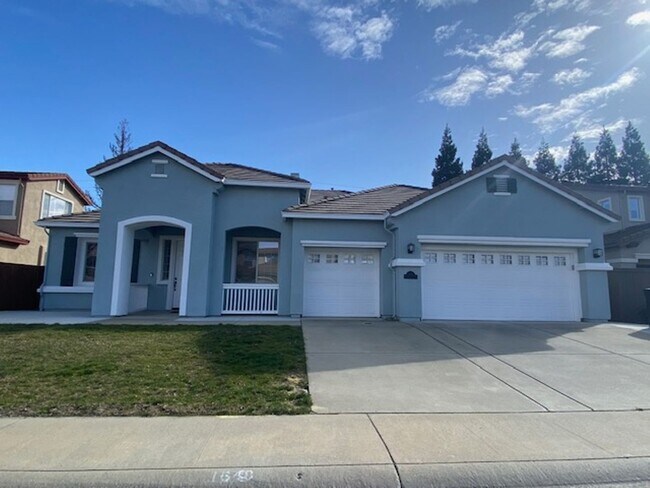 Primary Photo - Available 12/1/25 Immaculate home in West ...