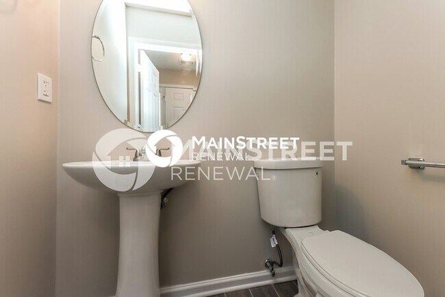 Building Photo - 2 Bedroom Pet-Friendly Home in Cartersville, GA with Main Street Renewal