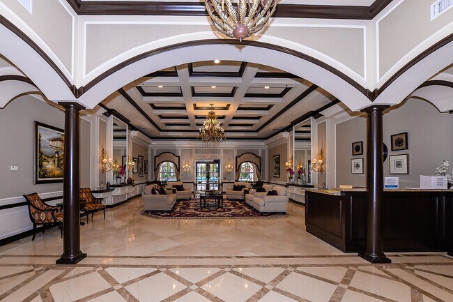 Building Photo - 329 NW Treeline Trce