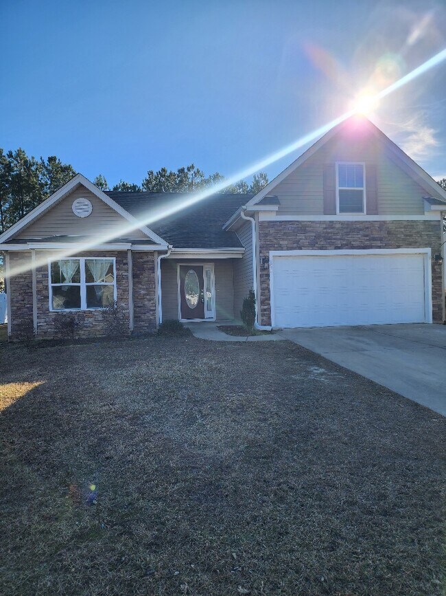 Building Photo - 223 Leadoff Dr