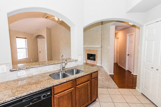 Building Photo - 5131 Birch Manor Ln