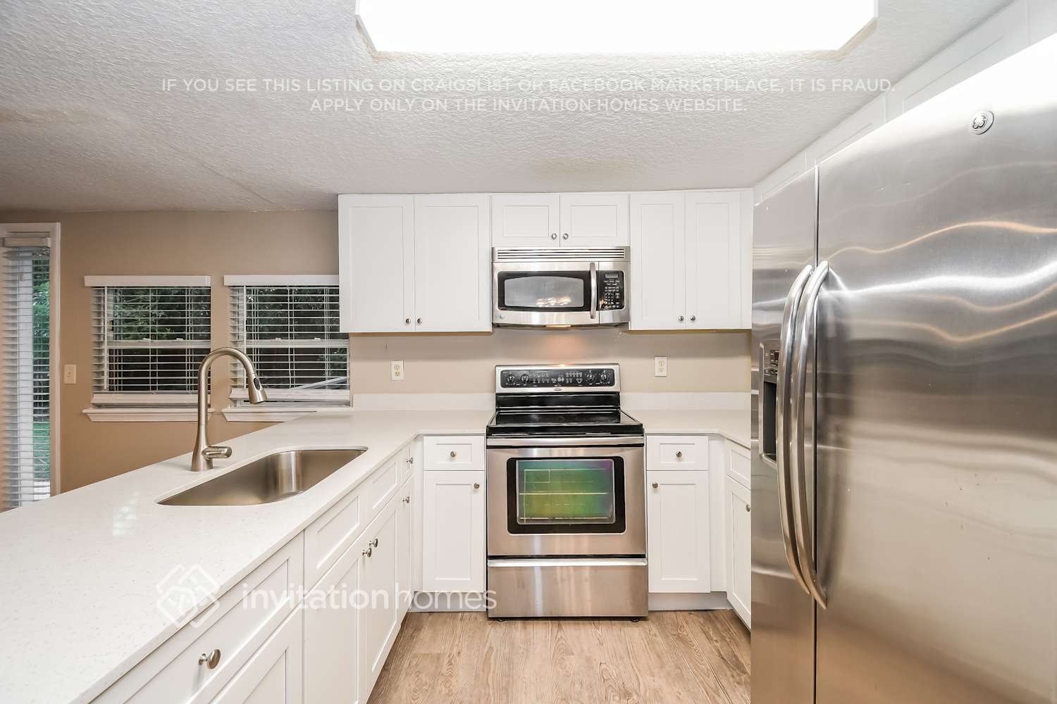 Building Photo - 1632 6th Ave N