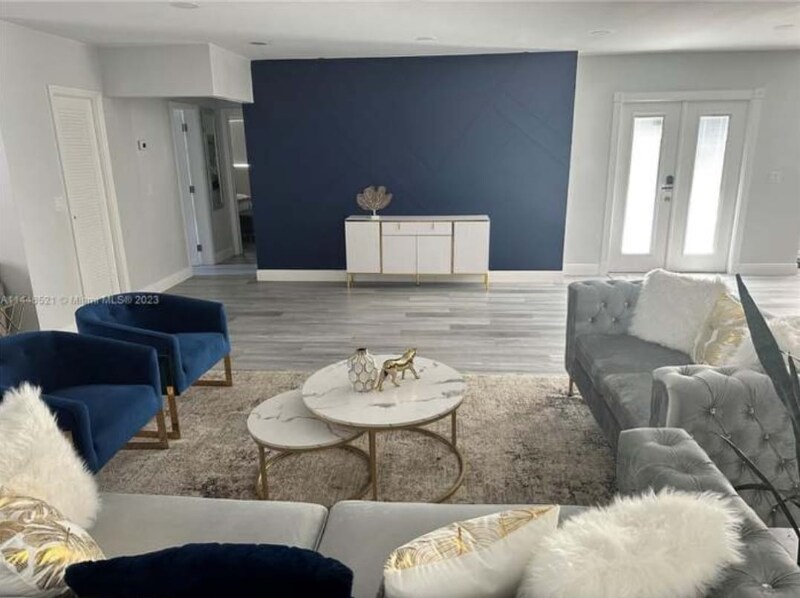 Building Photo - 1711 N 50th Ave