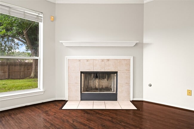 Building Photo - 3115 Glenthorpe Ln