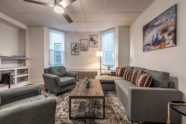 Building Photo - 519 N Euclid Ave