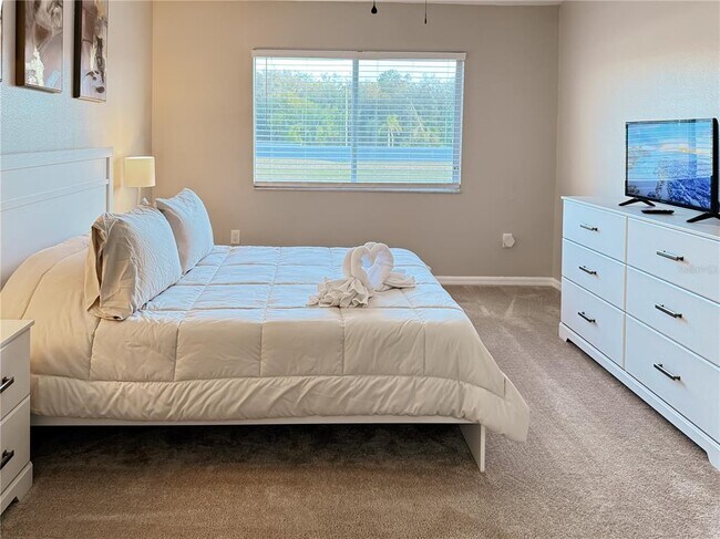 Building Photo - 223 Coco Plum Dr