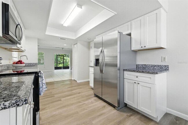 Building Photo - 3614 Pine Knot Dr