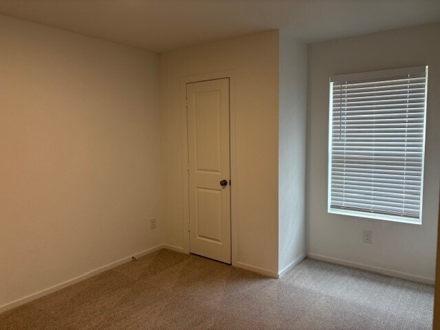 Building Photo - 3017 Pensacola Dr