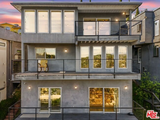 Building Photo - 2226 Ronda Vista Dr