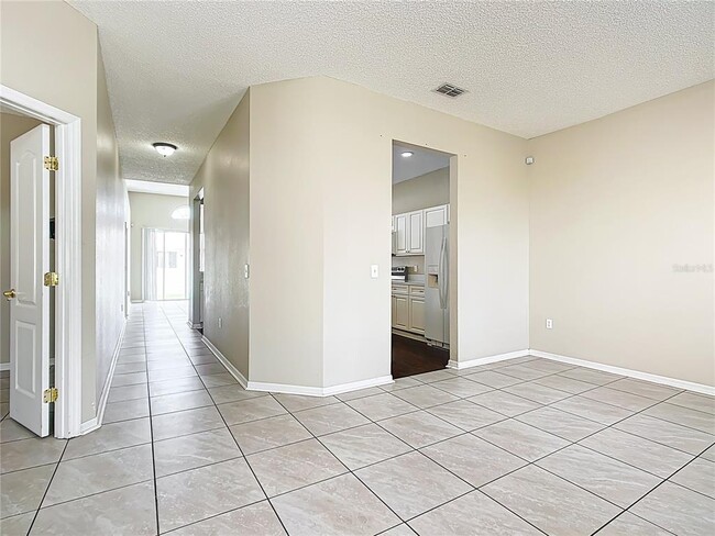 Building Photo - 610 Terranova Dr
